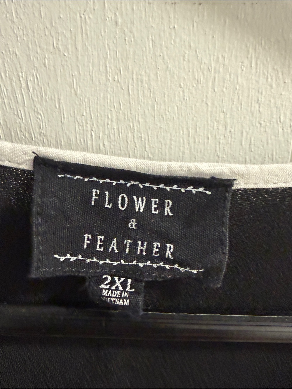 Flower & Feather Black Top - 2XL